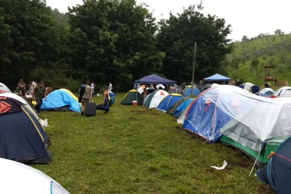 a-camping-primeiro-dia-131f8b8a50-722e-cf40-8e0b-e87c788b7f18337D5E15-A98C-EB02-77D2-AA34C62A45B0.jpg
